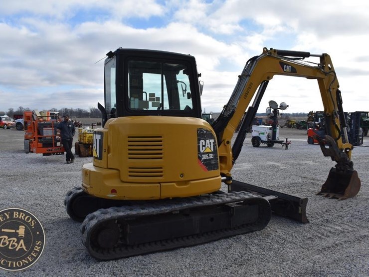 2019-caterpillar-305.5e2-cr-image-7