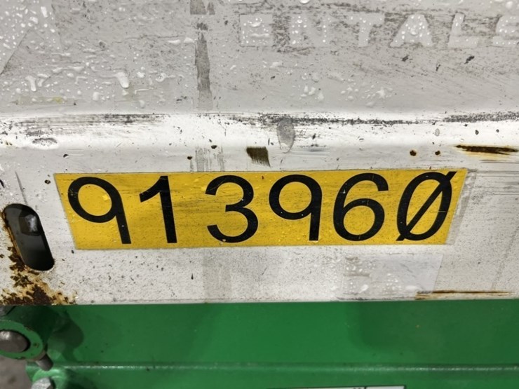 2016-jlg-1930es-image-5