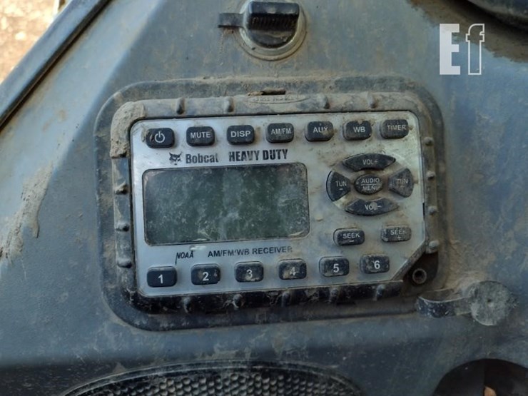 2019-bobcat-t770-image-11