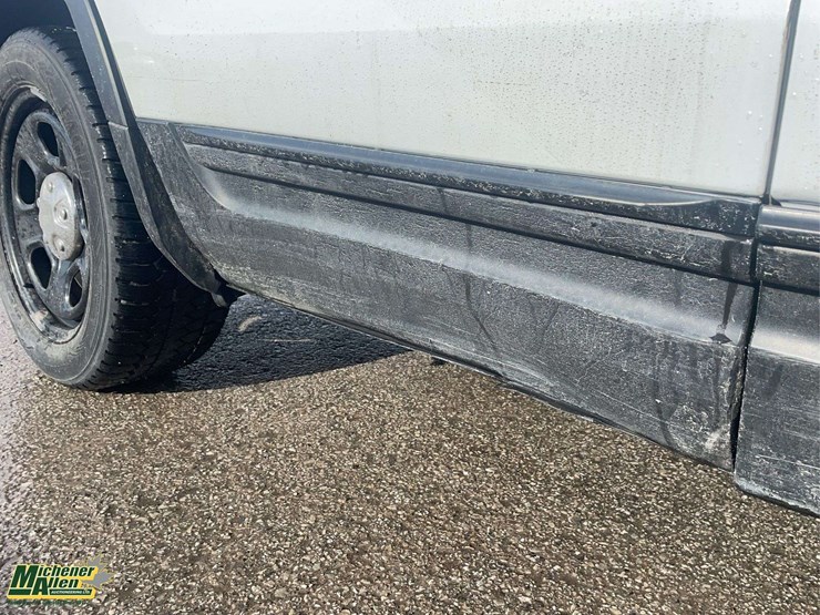 2014-ford-explorer-image-31