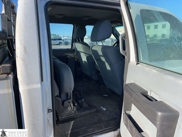 2015-ford-f350-image-29