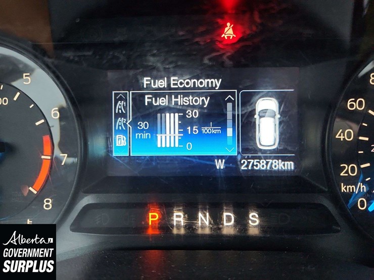 2017-ford-explorer-image-27