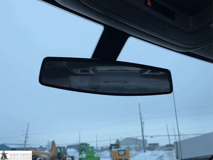 2015-chevrolet-k1500-image-25