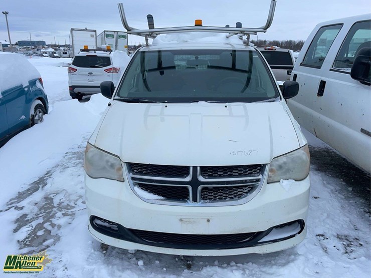2011-dodge-grand-caravan-image-6