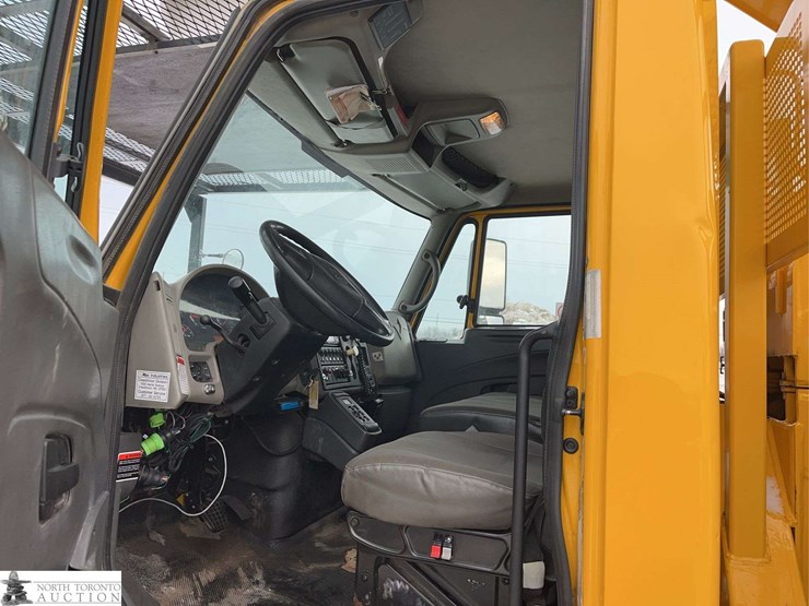 2010-international-durastar-4400-image-16