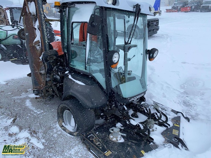 2014-jacobs-lf550-mower-image-3