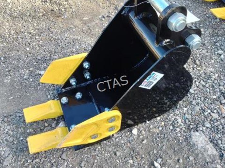 #53-•-mini-excavator-20cm-toothed-bucket-image-4