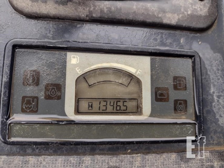 2022-deere-26g-image-6