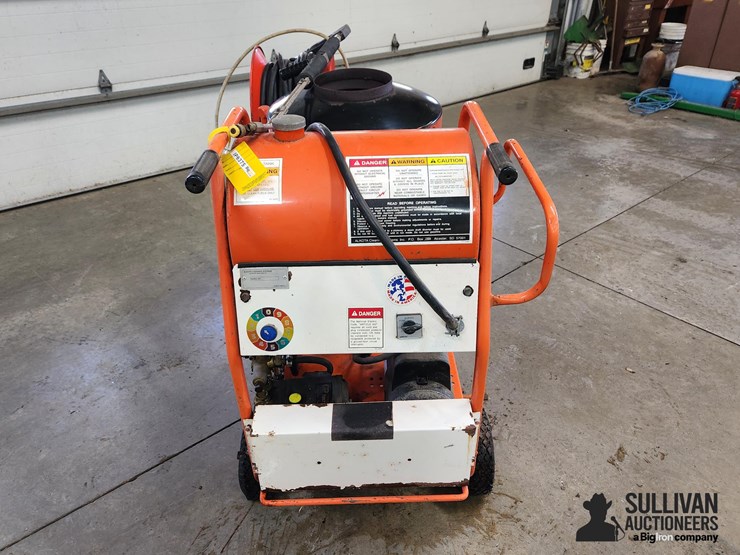 alkota-4182-hot-water-pressure-washer-image-8