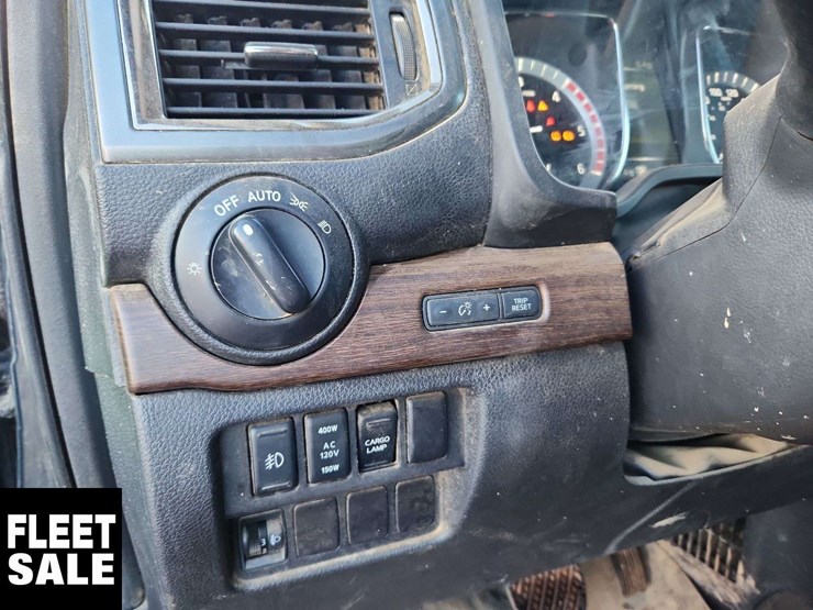 2016-nissan-titan-image-20