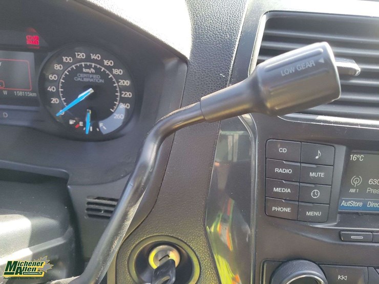 2018-ford-explorer-image-18