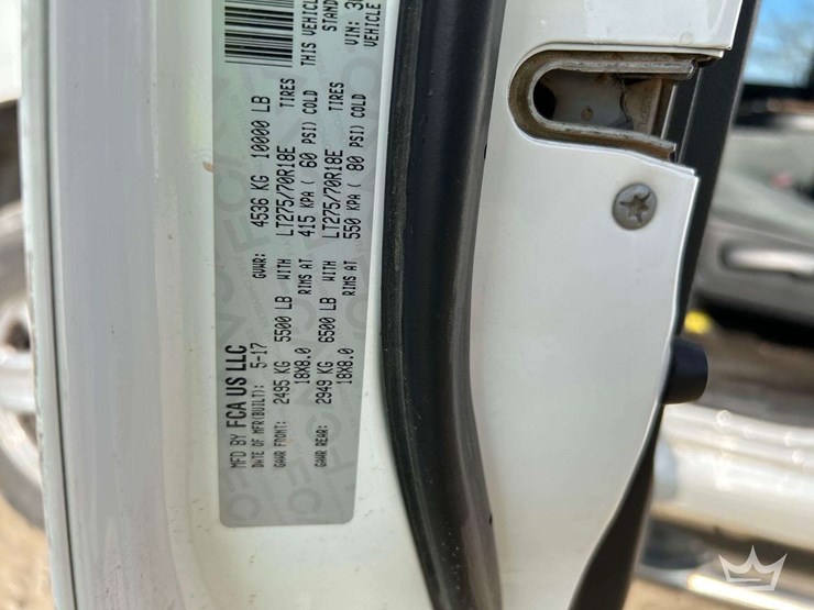 2017-dodge-2500-image-7