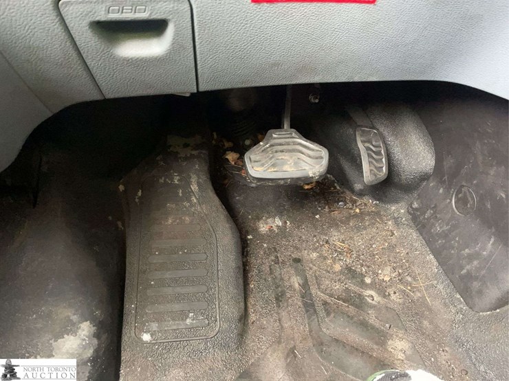 2016-ford-transit-image-18