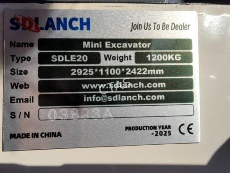 #114-•-mini-excavator---yanmar-diesel-(sdle20)-image-8