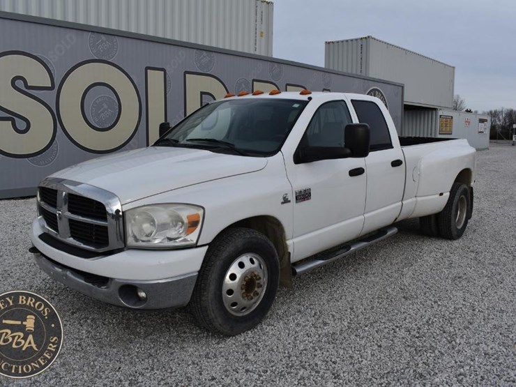 2007-dodge-ram-3500-image-1