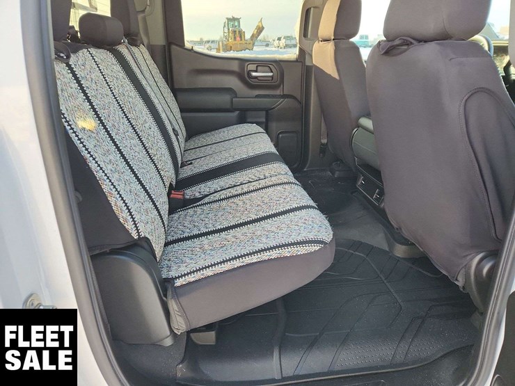 2019-chevrolet-silverado-1500-image-17