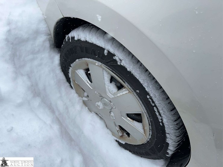 non-operable-2011-ford-focus-se-image-8