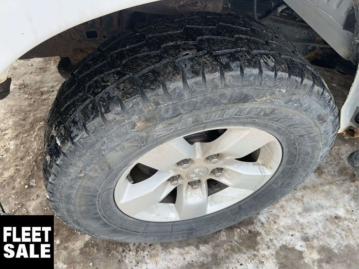 2015-dodge-1500-image-10