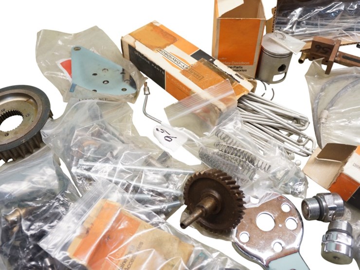 harley-davidson-miscellaneous-parts-lot-image-5