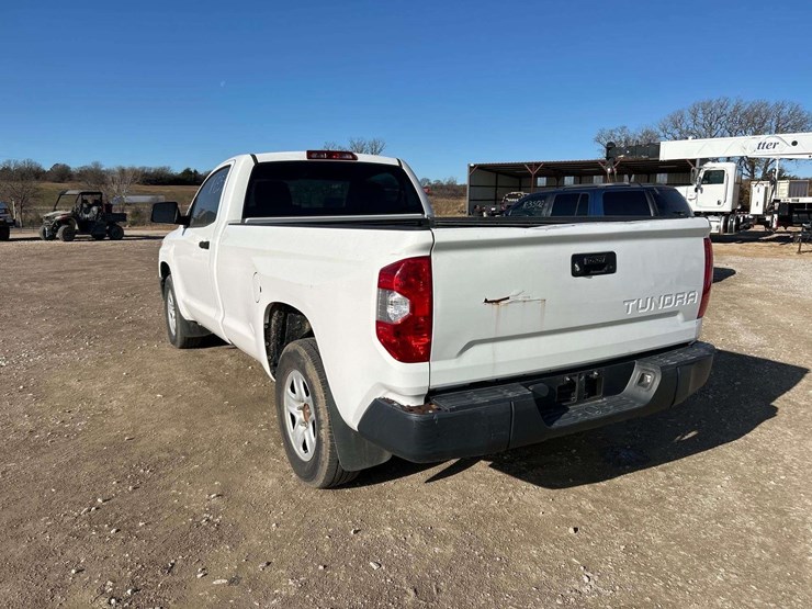 2014-toyota-tundra-image-2