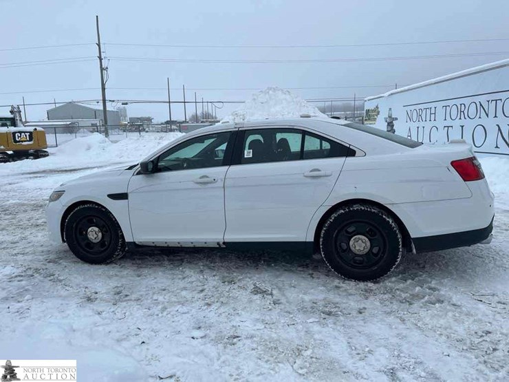 2013-ford-taurus-police-inte-image-7