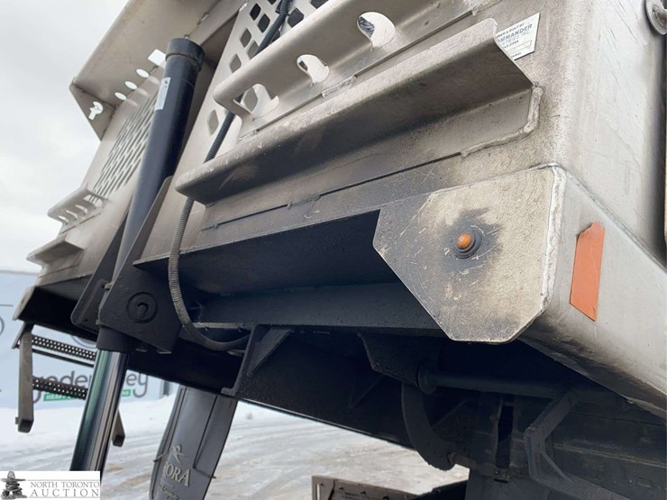 2015-ford-f450-image-25