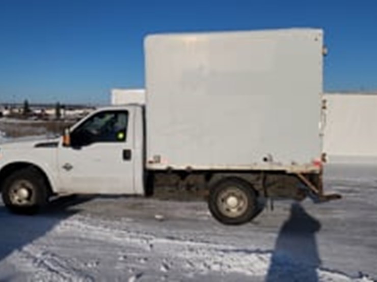 2015-ford-f350-image-5