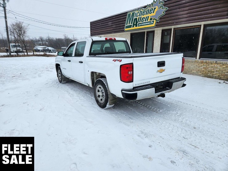 2018-chevrolet-silverado-1500-image-3