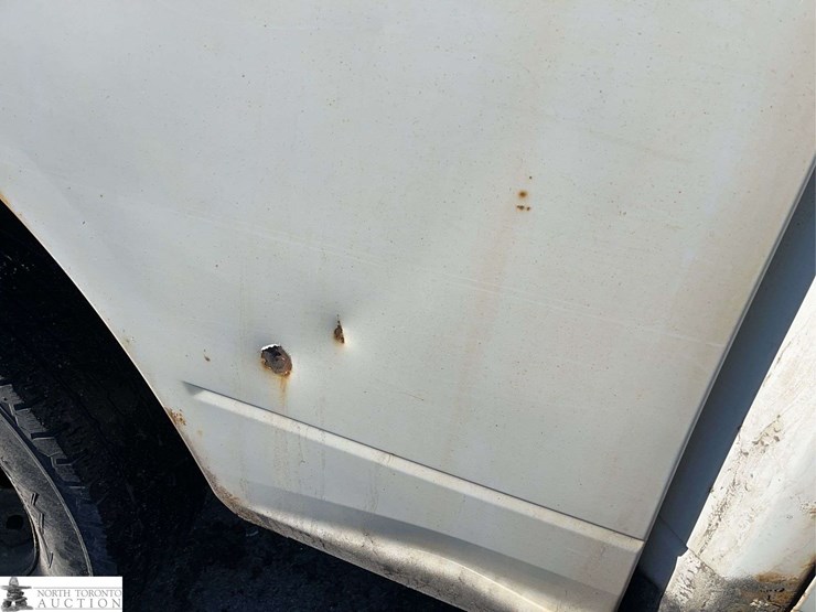 2012-dodge-2500-image-38