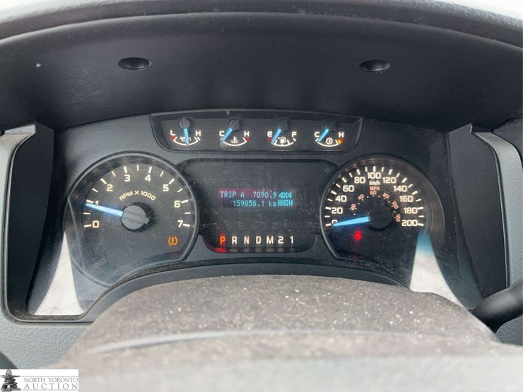 2011-ford-f150-image-17