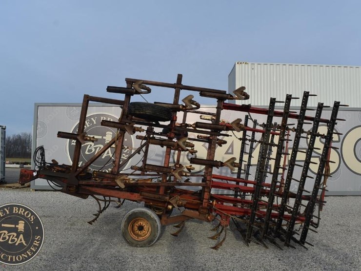 international-field-cultivator-38904-image-3