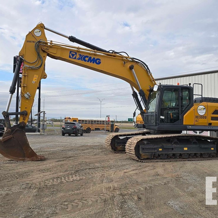 2023 XCMG XE300U