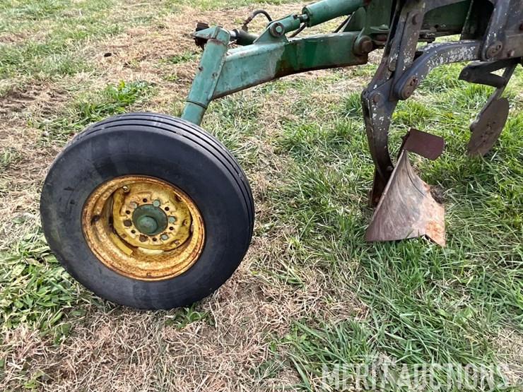 john-deere-2700-image-30