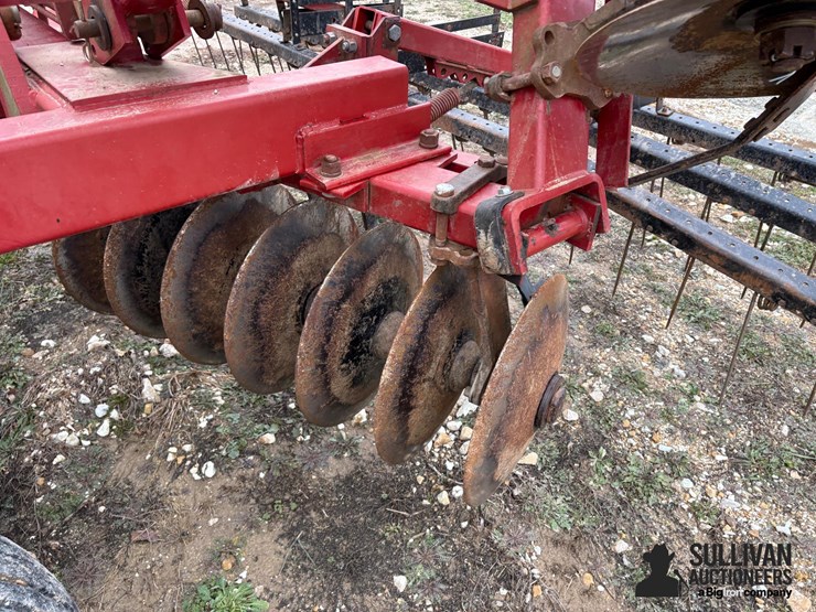 case-ih-3900-image-18