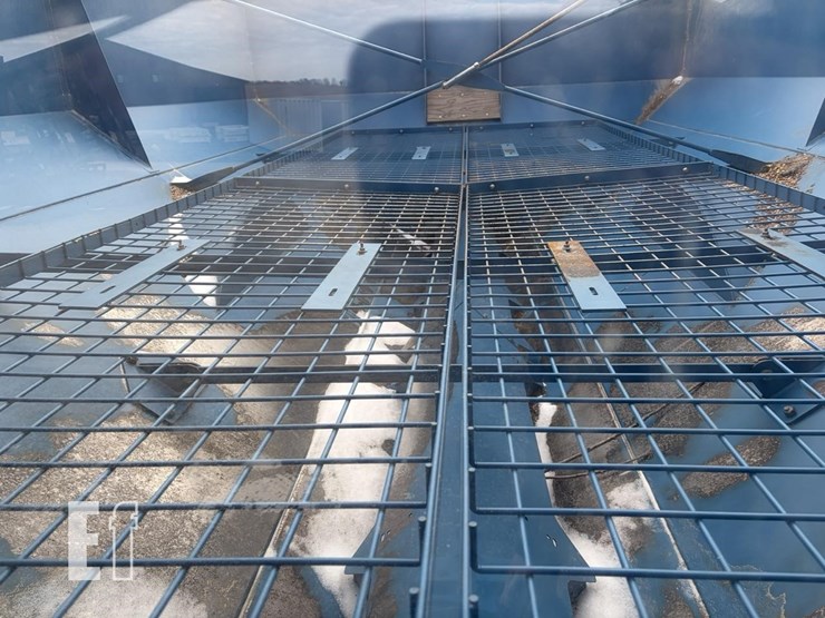 2004-kinze-650-image-7