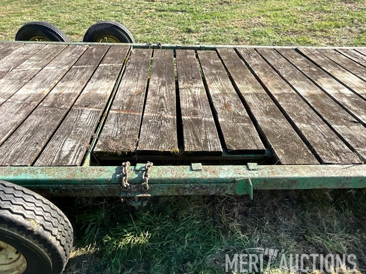 john-deere-implement-trailer-image-34