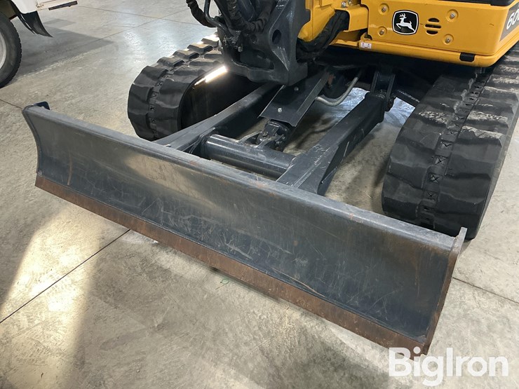 2023-deere-60g-image-10