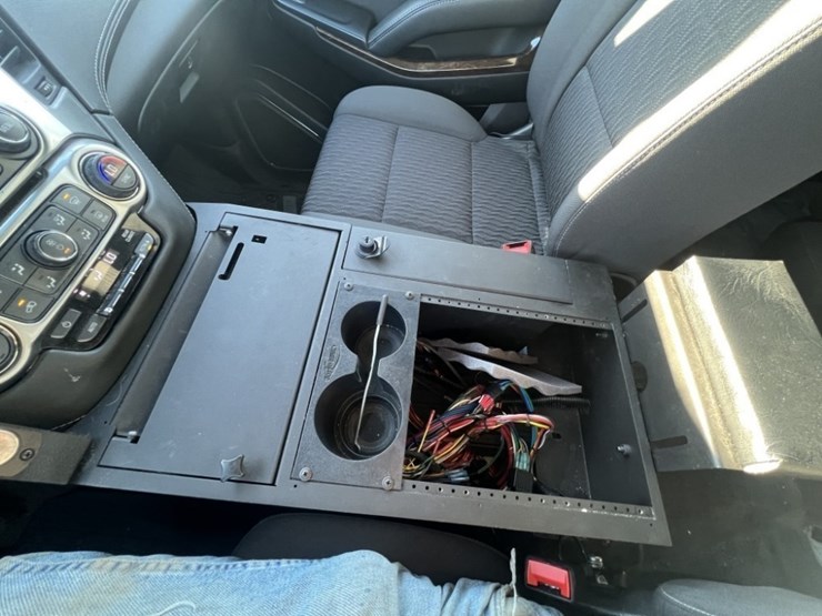 2018-chevrolet-tahoe-image-29