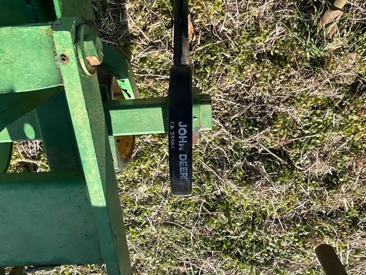 john-deere-8-image-20