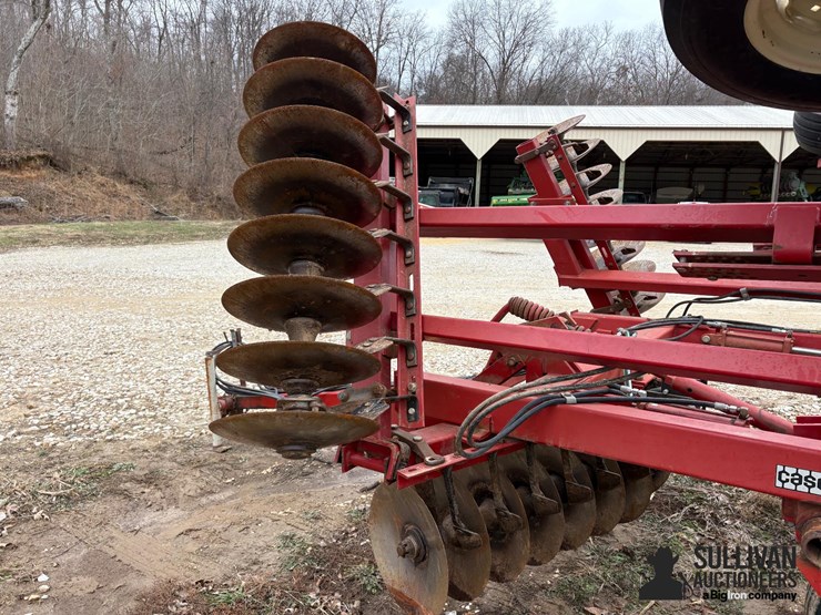 case-ih-3900-image-10