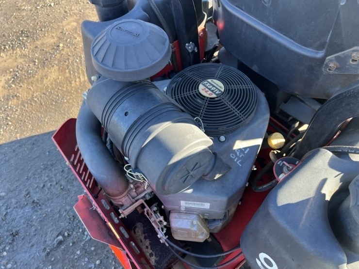 2011-gravely-proturn-48-image-13