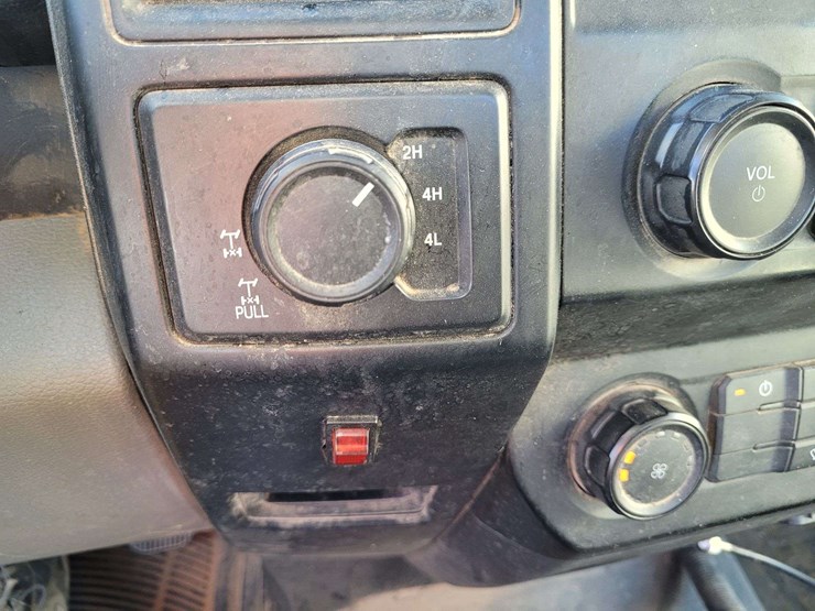 2015-ford-f150-image-10