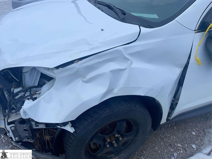 2017-chevrolet-equinox-image-27