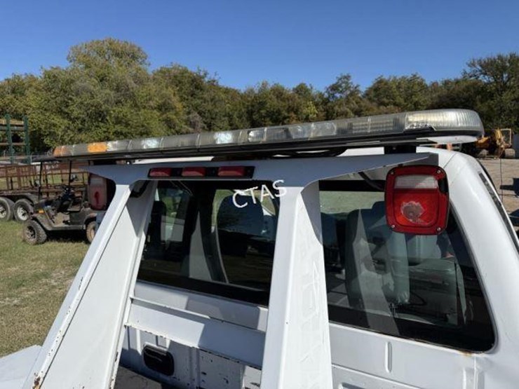 2011-ford-f350-image-11