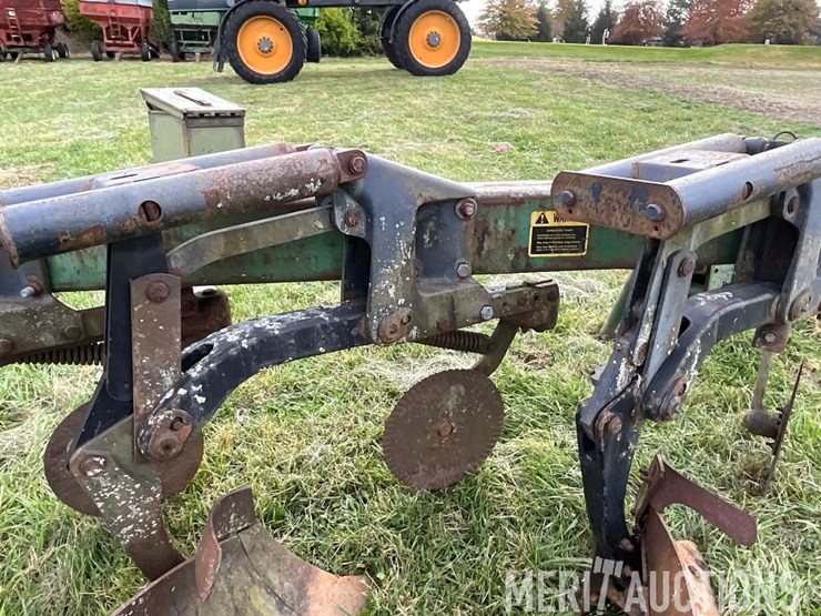 john-deere-2700-image-36