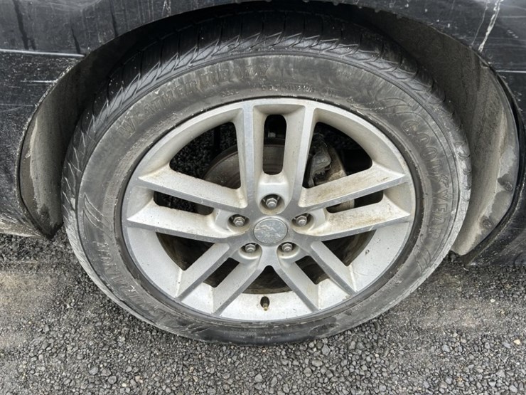 2013-chevrolet-impala-ltz-sedan-image-32