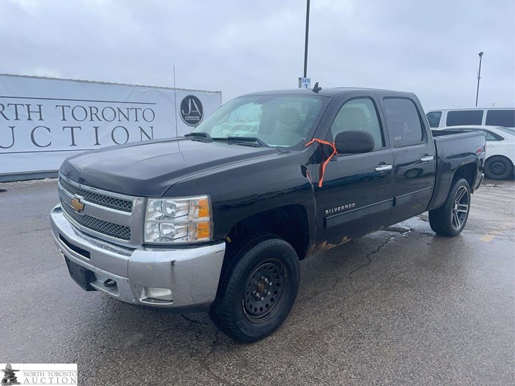 2013-chevrolet-silverado-1500-image-1