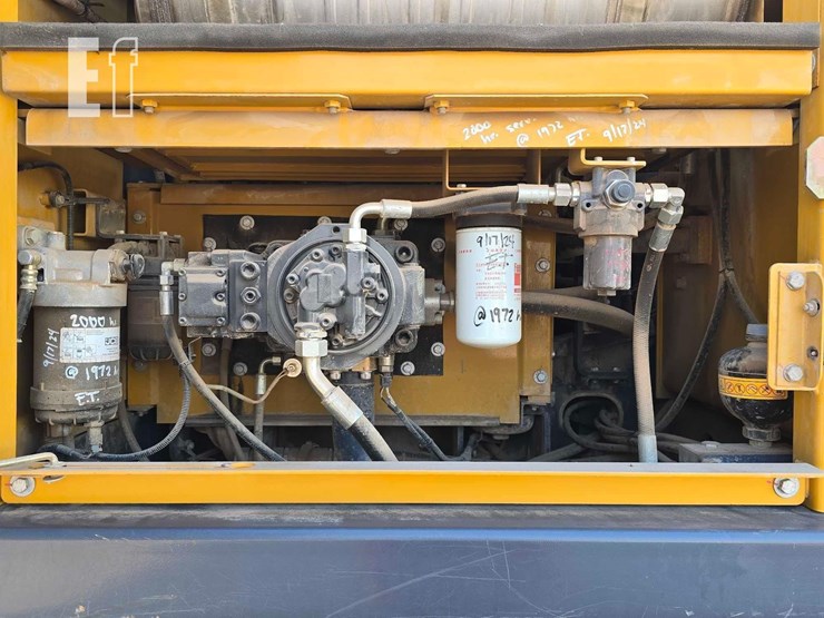 2022-xcmg-xe210u-image-24