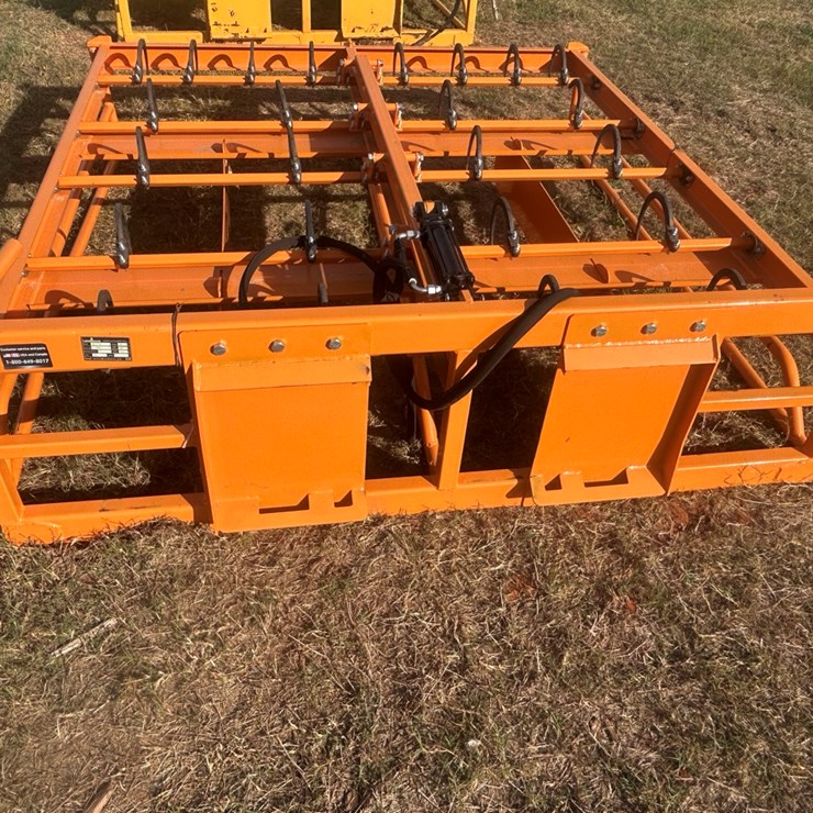 #32 • 2024 Land Honor Hay Grapple