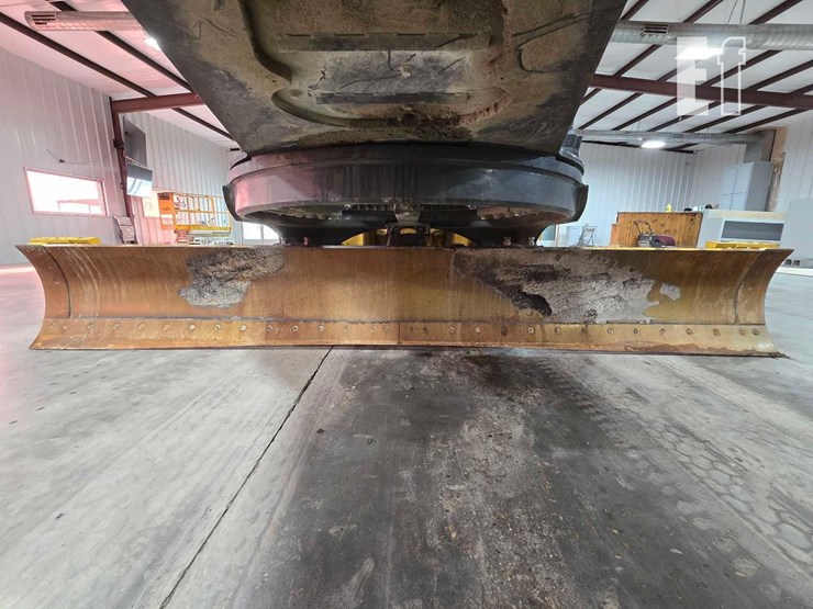 2020-deere-670gp-image-11